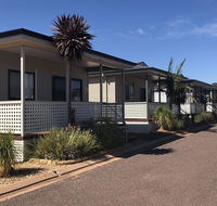 The Sundowner Cabin  Tourist Park - Sydneys Hotel