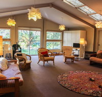 Tomah Retreat - Relax  Heal at UNWIND - Sydneys Hotel