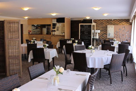 Top Of The Town Motel - Sydneys Hotel 3