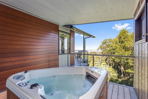 Tranquillity At Ravensbourne Escape - Sydneys Hotel 2