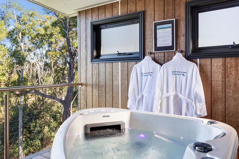 Tranquillity At Ravensbourne Escape - Sydneys Hotel 3