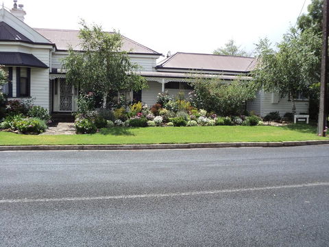 Travellers Rest B&B - Sydneys Hotel 1