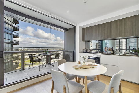 Ultra-Modern Luxury With Views At Kai Waterfront - Sydneys Hotel 0
