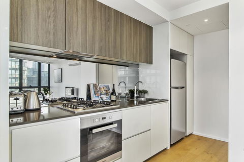 Ultra-Modern Luxury With Views At Kai Waterfront - Sydneys Hotel 3
