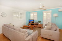 Book Marcoola Accommodation Vacations Sydneys Hotel Sydneys Hotel