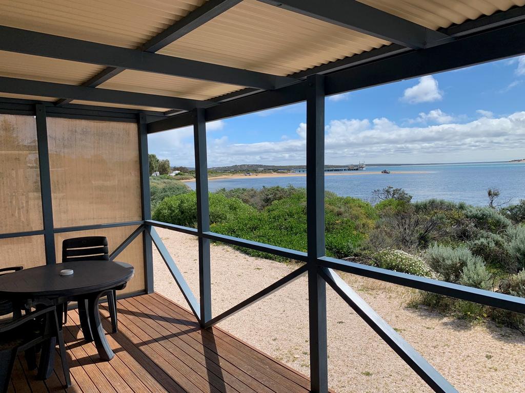 Venus Bay SA Sydneys Hotel