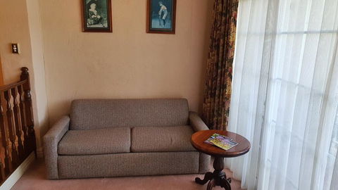 Victoria House Motor Inn - Sydneys Hotel 2
