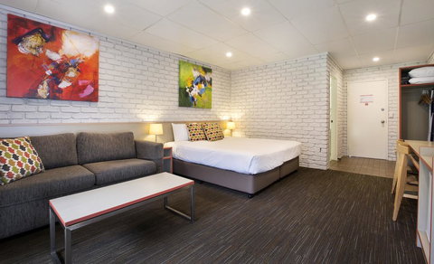 Villa Noosa Hotel - Sydneys Hotel 3