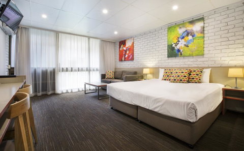 Villa Noosa Hotel - Sydneys Hotel 1