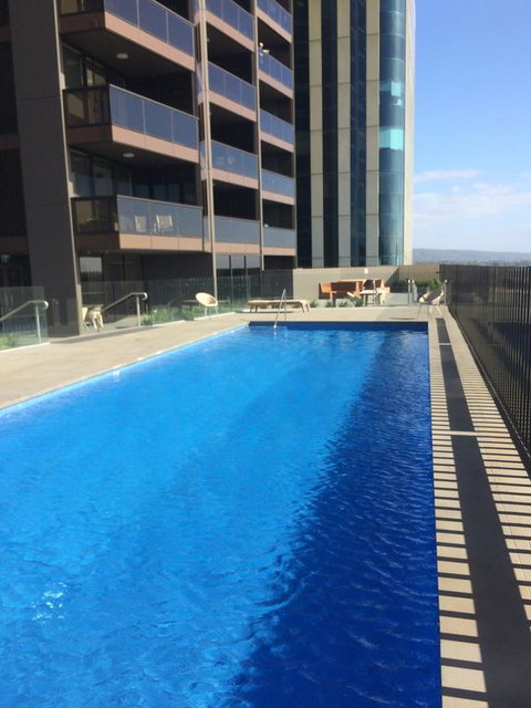 VUE Penthouse On King William - Sydneys Hotel 3