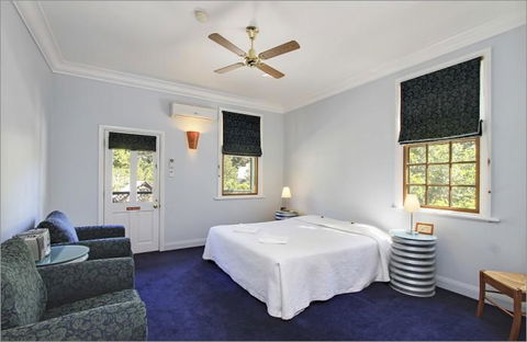 Walhalla's Star Hotel - Sydneys Hotel 3