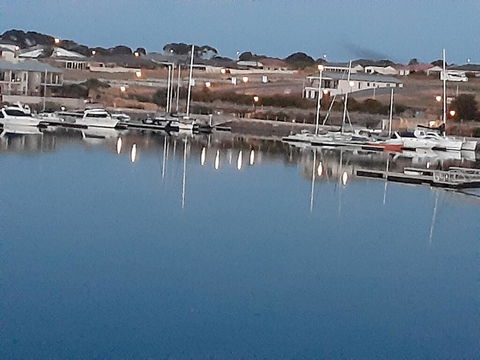 Wallaroo Marina Sea Vu Apartment - Sydneys Hotel 2