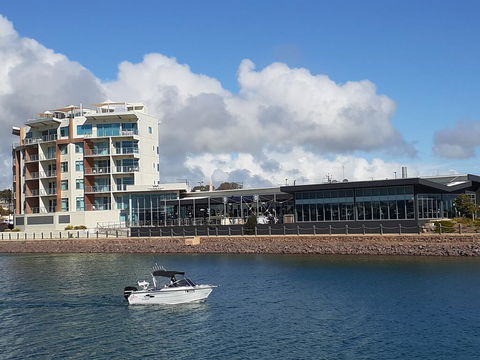 Wallaroo Marina Sea Vu Apartment - Sydneys Hotel 1