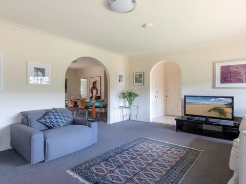 Walling-Clifton Gardens - Backing Onto Golf Course - Sydneys Hotel 2