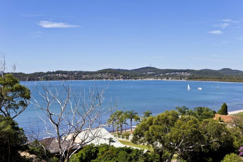 Wanda Point House - Tranquil, Elegant & Dog Friendly - Sydneys Hotel 0