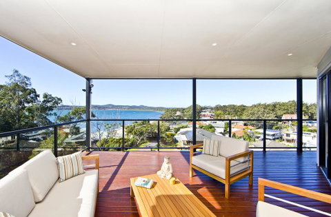 Wanda Point House - Tranquil, Elegant & Dog Friendly - Sydneys Hotel 1