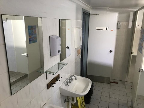 Wandarrah Lodge Hostel - Sydneys Hotel 2