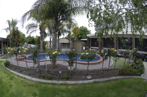 Warrina Motor Inn - Sydneys Hotel 3
