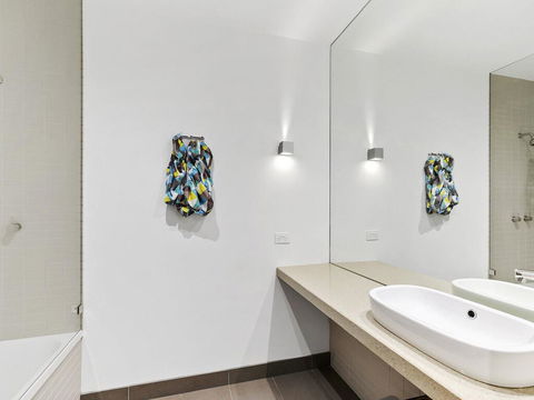 WATERFRONT TWO - Position Perfect , , , NEW LISTING 2019, , ,  - Sydneys Hotel 3