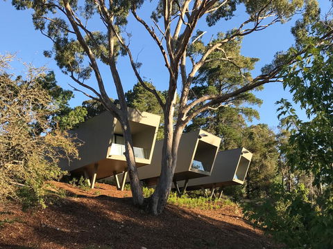 Hepburn Springs Escape - Sydneys Hotel 21