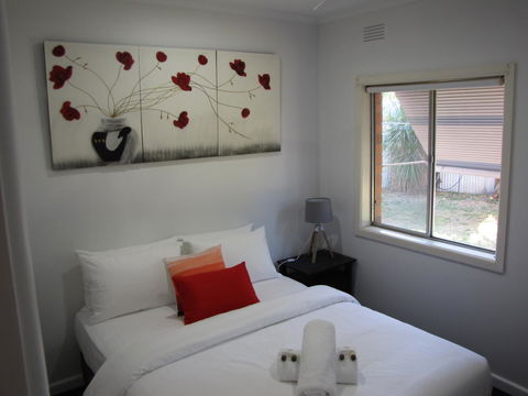 Clarke Street - Sydneys Hotel 9