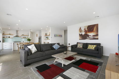 Tidal Changes - Rejuvenate Stays - Sydneys Hotel 2