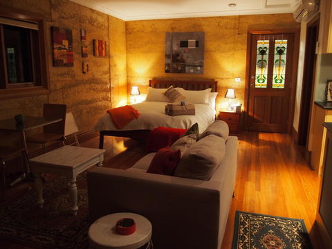 Bundjil Studio - Sydneys Hotel 22