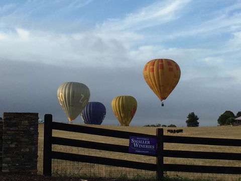 Bundjil Studio - Sydneys Hotel 11