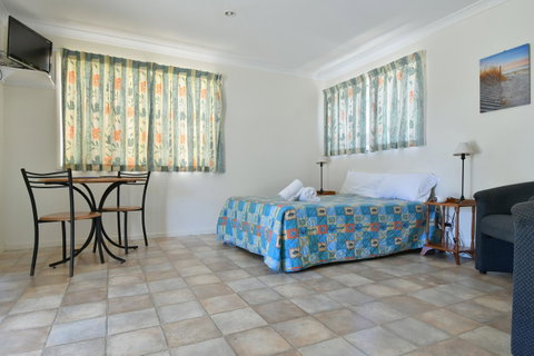 BIG4 Breeze Holiday Parks - Rainbow Beach - Sydneys Hotel 20