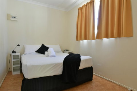 BIG4 Breeze Holiday Parks - Rainbow Beach - Sydneys Hotel 15
