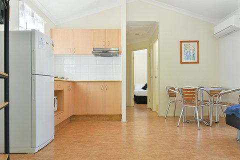 BIG4 Breeze Holiday Parks - Rainbow Beach - Sydneys Hotel 17