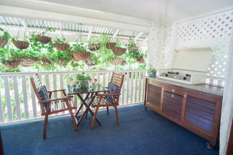 Debbie\'s Place - Sydneys Hotel 33