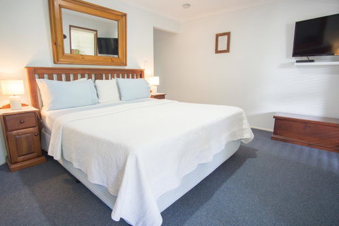Debbie\'s Place - Sydneys Hotel 17