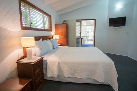Debbie\'s Place - Sydneys Hotel 20