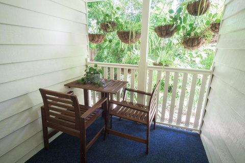 Debbie\'s Place - Sydneys Hotel 4