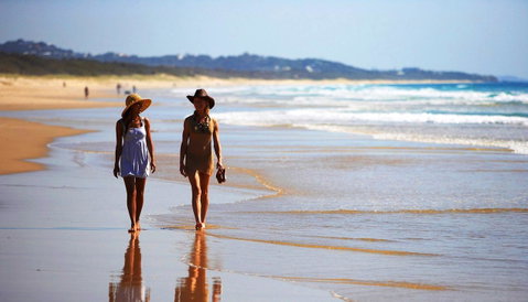 Ramada By Wyndham Marcoola Beach - Sydneys Hotel 27