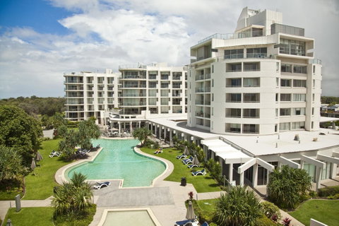 Ramada By Wyndham Marcoola Beach - Sydneys Hotel 1