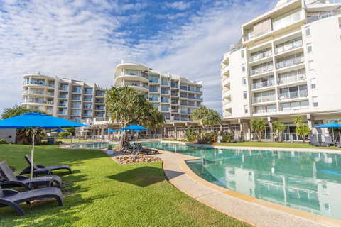 Ramada By Wyndham Marcoola Beach - Sydneys Hotel 15