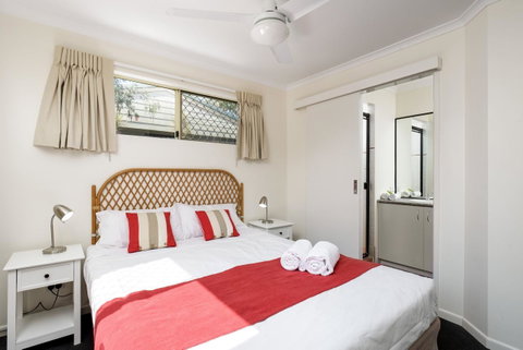 Rainbow Getaway Holiday Apartments - Sydneys Hotel 5