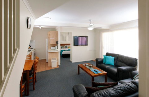 Rainbow Getaway Holiday Apartments - Sydneys Hotel 30