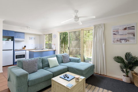 Rainbow Getaway Holiday Apartments - Sydneys Hotel 10