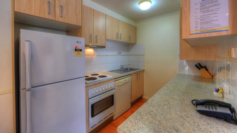 Rainbow Getaway Holiday Apartments - Sydneys Hotel 33