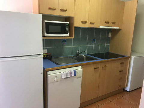 Coral Cove Resort - Sydneys Hotel 2