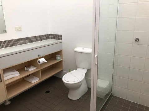 Bribie Island Hotel - Sydneys Hotel 4