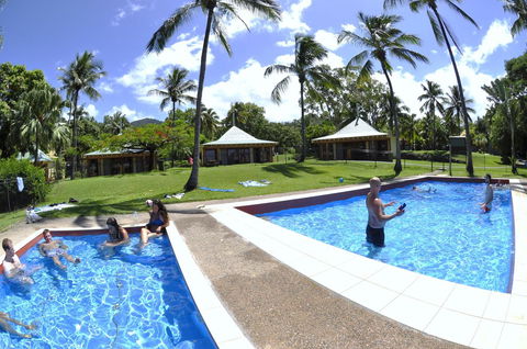 Nomads Airlie Beach - Sydneys Hotel 26