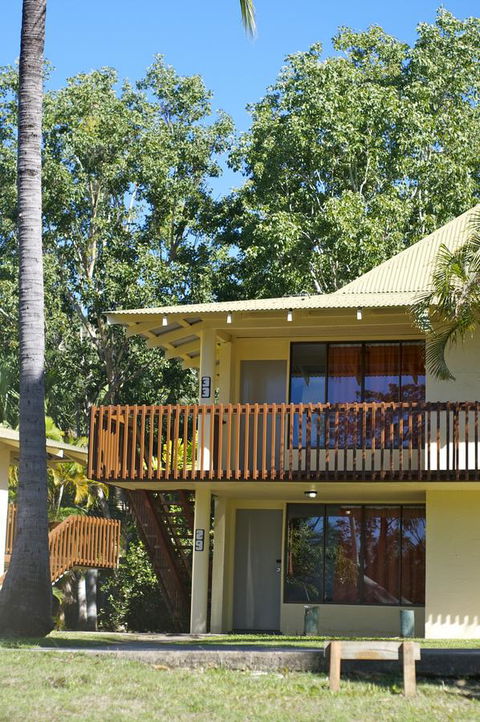 Nomads Airlie Beach - Sydneys Hotel 41