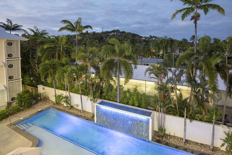 Mowbray By The Sea - Sydneys Hotel 2