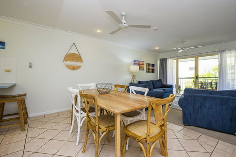 Sails On Horseshoe Apartment 9 - Sydneys Hotel 10