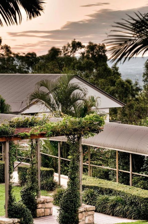 Mercure Clear Mountain Lodge - Sydneys Hotel 25