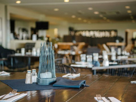 Mercure Clear Mountain Lodge - Sydneys Hotel 35